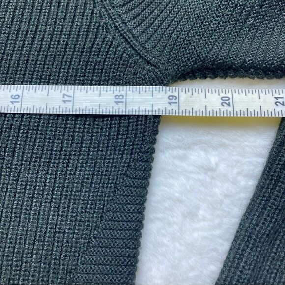 Athleta Black Hanover Knit V Neck Sweater Size XS - Picture 8 of 10